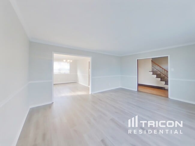 Photo - 2506 Oakland Dr