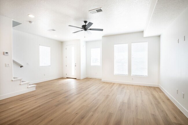 Photo - 2680 E Wake Frst Ln