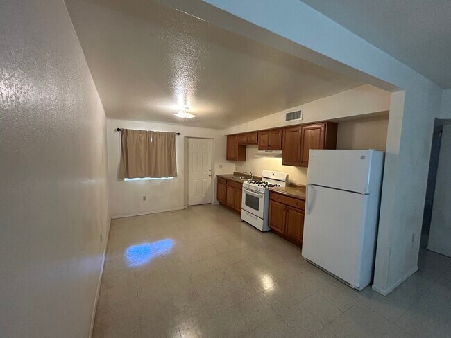 Photo - 732 W 44th St Unit 732 W. 44th St.