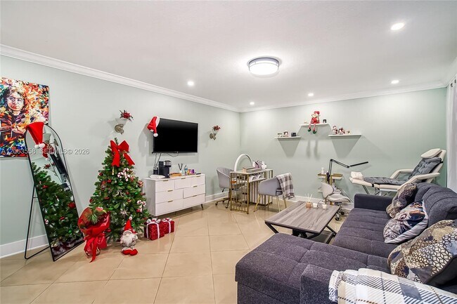 Photo - 1457 Atlantic Shores Blvd Unit 1