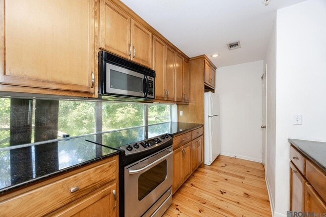Photo - 1720 Nicholson Dr Unit 4