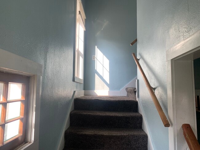 Photo - 264-212 12th St NW