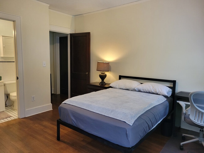 Photo - 1873 N Decatur Rd NE Unit Emory suite