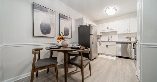 Photo - Waterford Place Apartment Homes