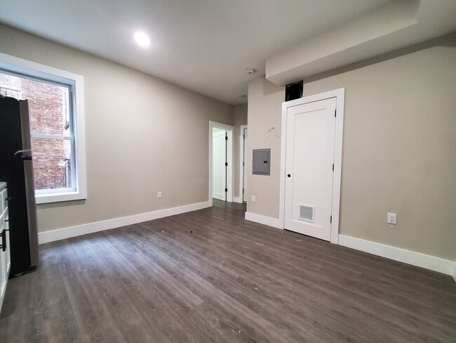 104 Avenida Belmont 3A - 102 Belmont Ave Unidad 3A