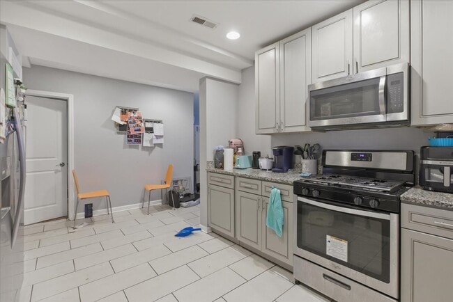 Photo - 1014 S 1st Ave Unit 006