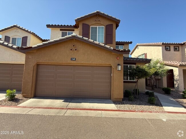 Building Photo - 1255 N Arizona Ave Rental