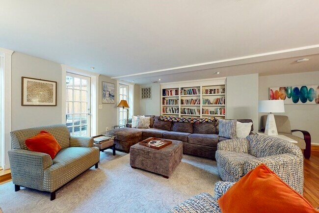 Photo - 83 Dartmouth St