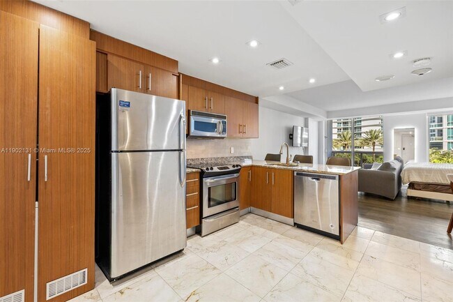 Photo - 10275 Collins Ave Unit 402
