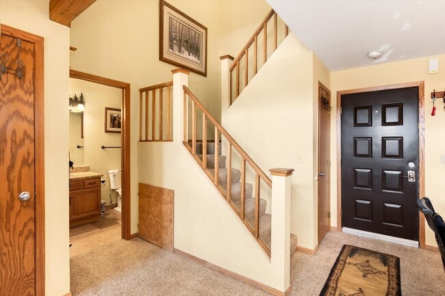 Photo - Silverthorne Condo – Winter Seasonal Lease... Unit DD, 408