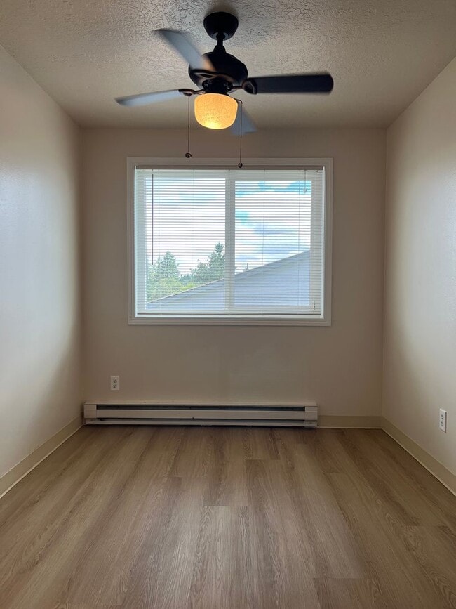 Photo - 2 Bed • 1 Bath Upstairs + Mini Storage - Updated Flooring Unit 3404-08