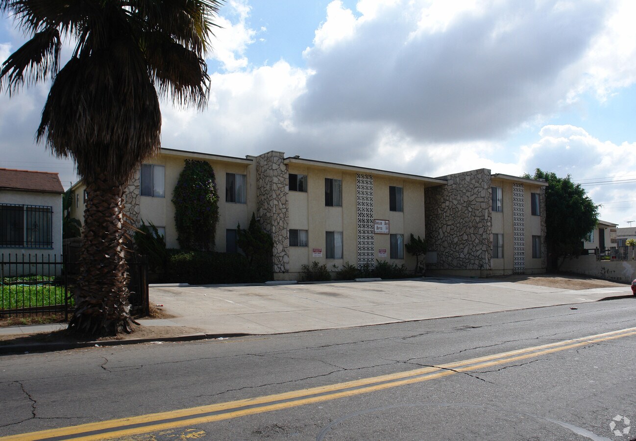 Euclid Avenue Apartments - Euclid Avenue Apartments