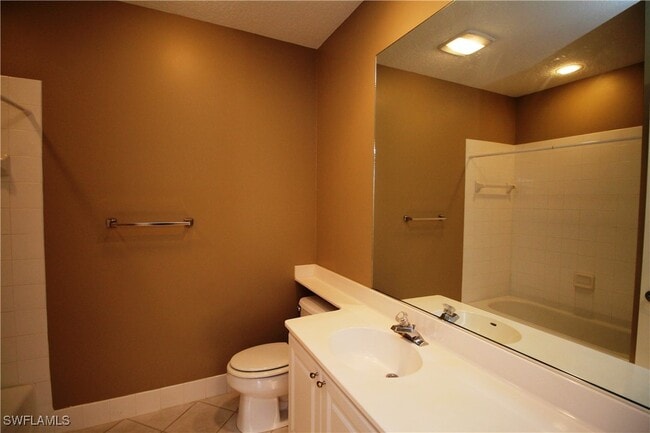 Building Photo - 5325 Cove Cir Rental