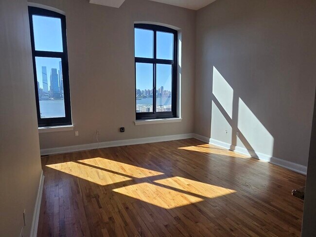 Photo - 518-530 Gregory Ave Unit C-405
