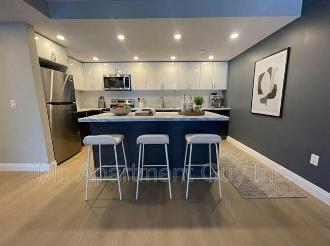 Photo - 2200 Sherobee Rd Unité 2