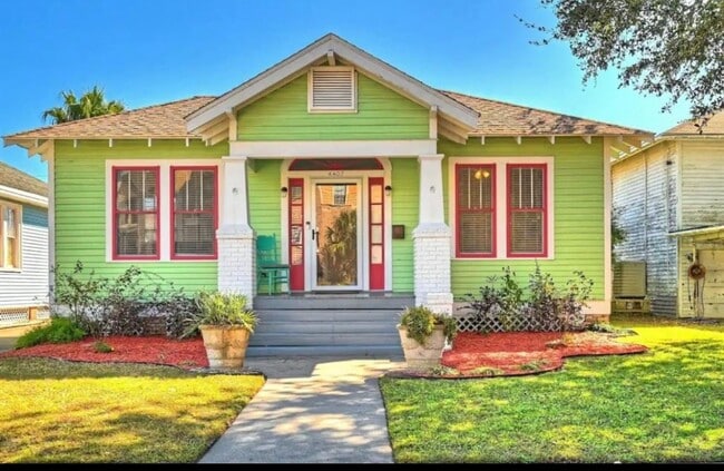 Photo - 4407 Ursuline St