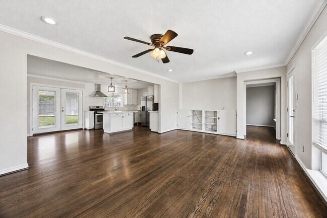Photo - 4509 Libbey Dr