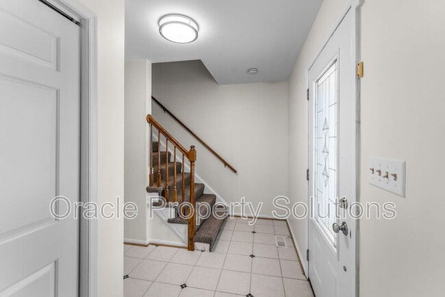 Photo - 8009 Frontier Dr