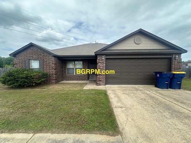 Building Photo - 3 Bedroom, 2 Bath, Home in Cabot