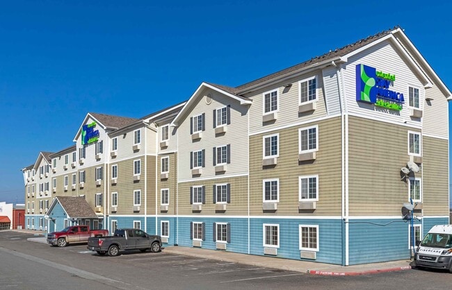 Furnished Studio-Laredo