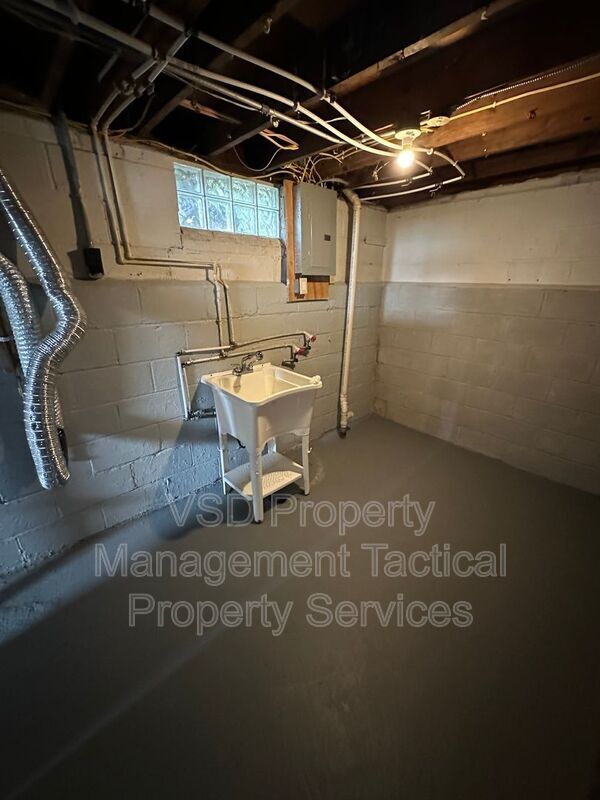 Photo - 21516 Watson Rd