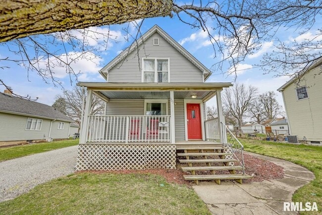 Building Photo - 903 E Lake Ave Rental