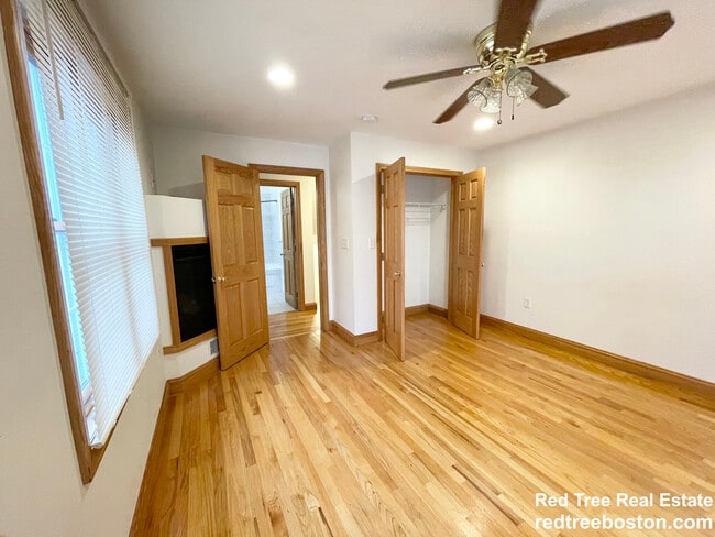 Photo - 241 W 3rd St