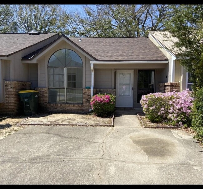 Photo - 8 Viking Dr NW Townhome