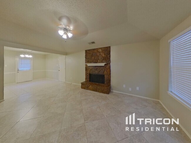 Photo - 4008 Segram Ct