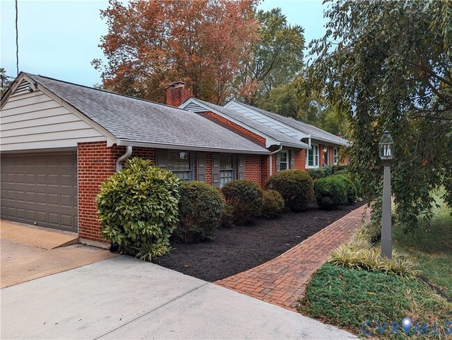 Photo - 8401 Bronwood Rd