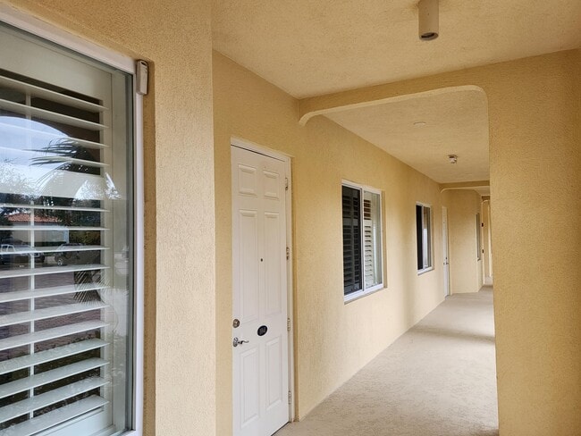Photo - 35 Harbour Isle Dr W Unit 104