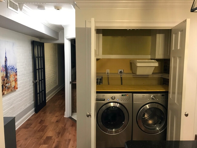 Washer / Dryer - 2033 13th St NW