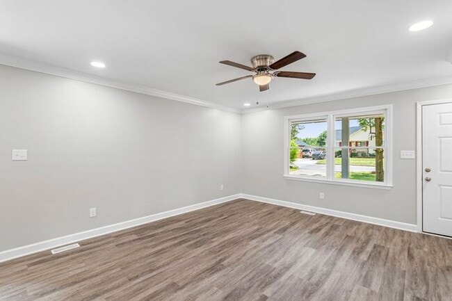 Photo - Great Location off of South Holden Road. 3 Bedroom 2 Bathroom Home.