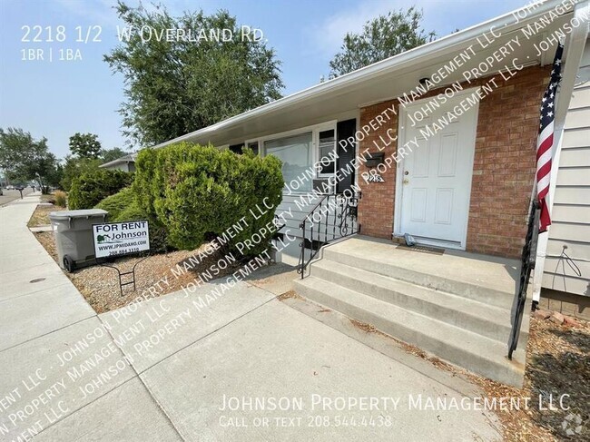 Building Photo - Private 1-Bedroom Daylight Basement Unit o... Rental