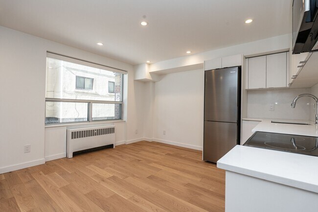 Photo - 99 Tyndall Ave Unit 103