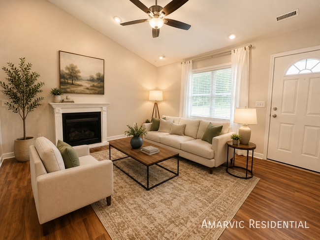 Photo - 1290 Pyrtle Dr