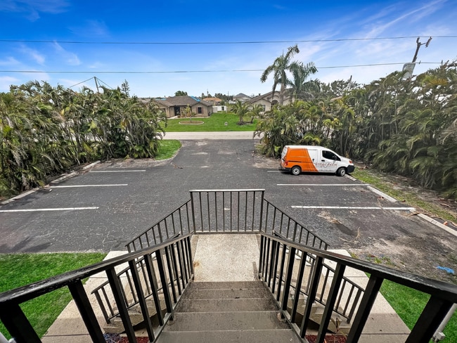 Photo - 4530 SW 10th Ave Unit 202