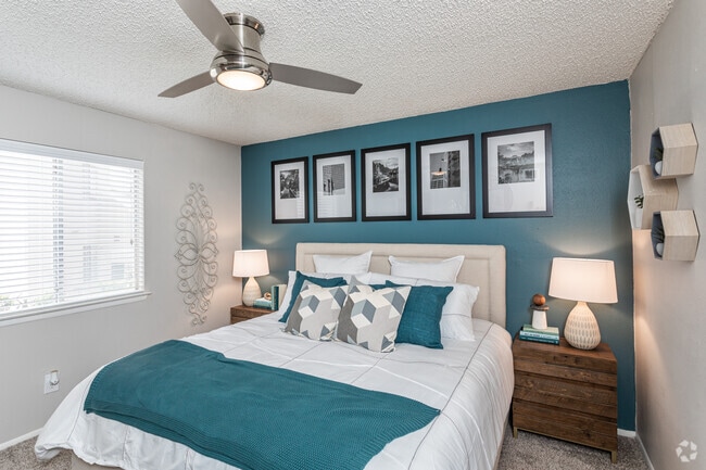 1BR, 1BA - 651SF Bedroom