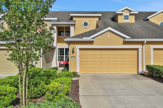 Building Photo - Flagler Station Townhome 3/2.5 - 2 car garage - 2000+ square feet