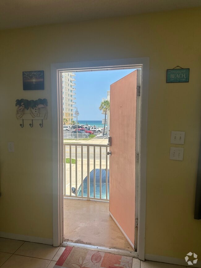 Building Photo - 3724 S Atlantic Ave Unit 5 Rental