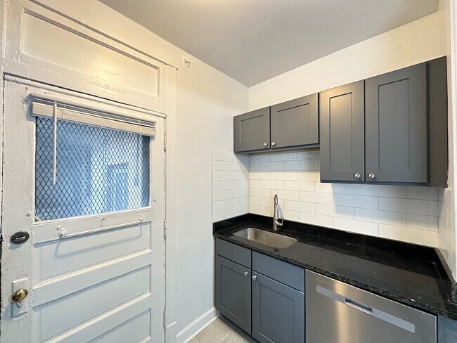 Photo - 1321.5 W Estes Ave Unit 43