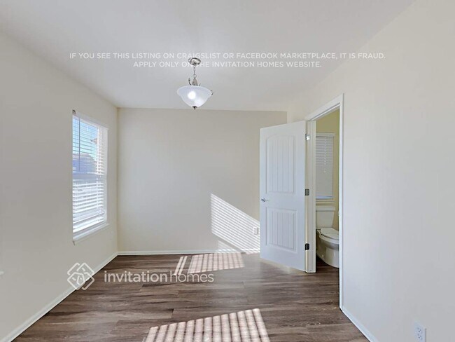 10394 Silver Stirrup Dr