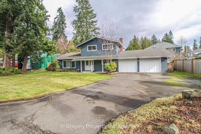 Photo - Charming, Well Maintained 4 Bedroom, 2.5 Bathroom Bothell Area Home in Northshore S.D. Spacious F...