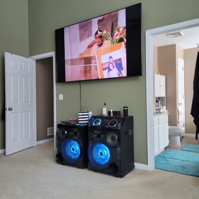 Photo - 5282 Sunshine Ln