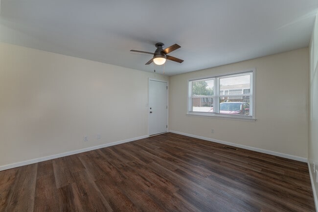 468 Greenville Hwy