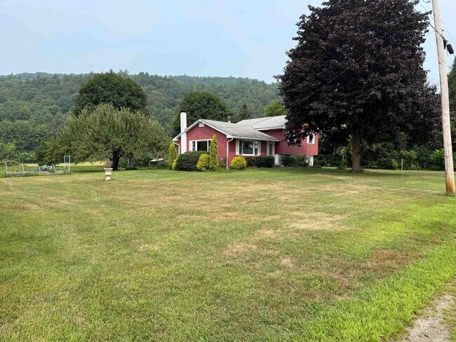 Photo - 646 Old Connecticut River Rd Casa