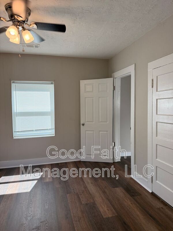 Photo - 2247 Sullivan Rd