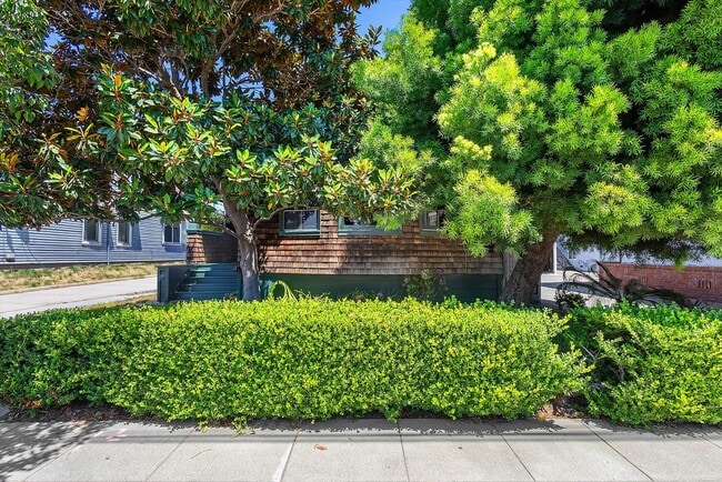 Photo - 1733 Lincoln Ave