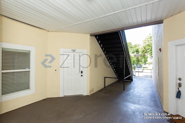 Photo - 7920 Merrill Rd