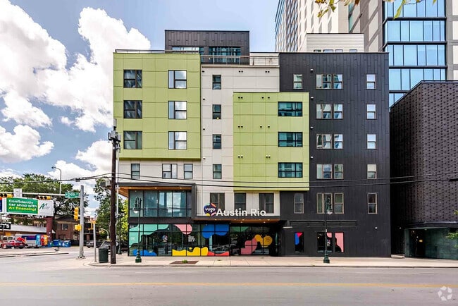 Building Photo - Yugo Austin Rio Rental